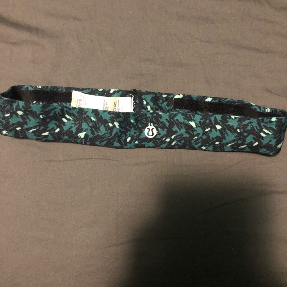 Green Cardio Cross Lululemon Headband